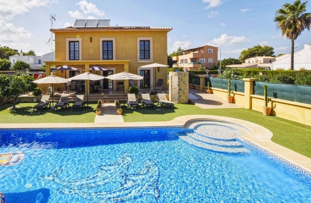 Holiday house Cala Millor for 1 - 8 persons with 4 bedrooms - Holiday house