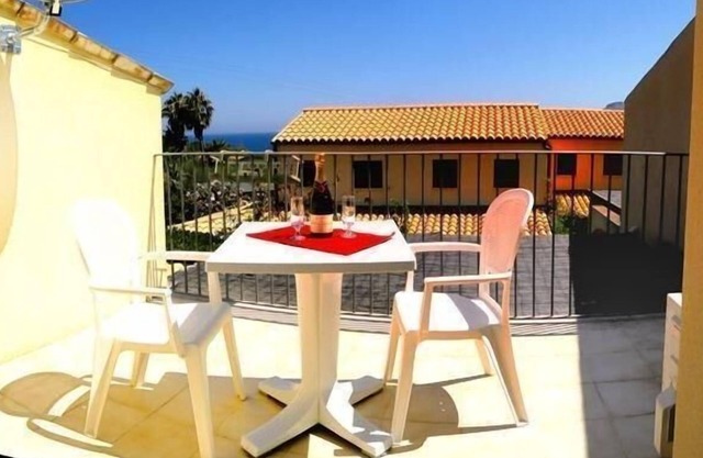 Holiday house Cefalù for 1 - 6 persons with 1 bedroom - Row house