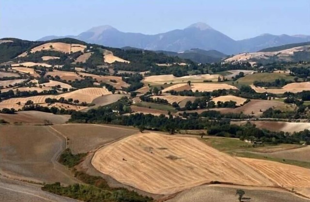 Holiday house for seventeen persons, with six bedrooms and five bathrooms