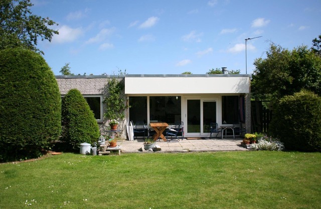 Holiday House in Den Burg with Private Parking