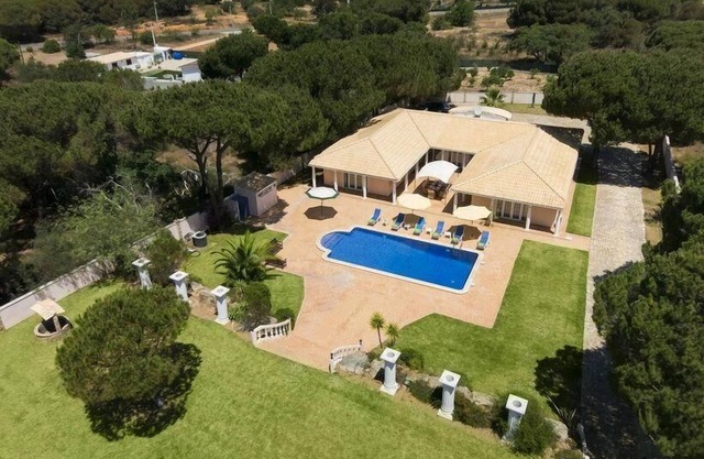 Holiday house Quarteira for 2 - 10 persons with 4 bedrooms - Holiday house
