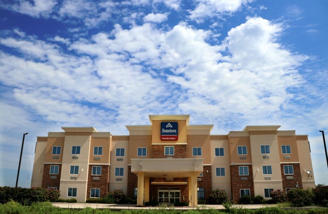 Holiday Inn Express & Suites Bridgeport by IHG