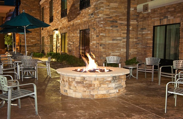 Holiday Inn Express & Suites Wichita Northeast by IHG