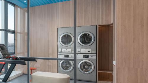 Holiday Inn Express Wuhan East Lake by IHG