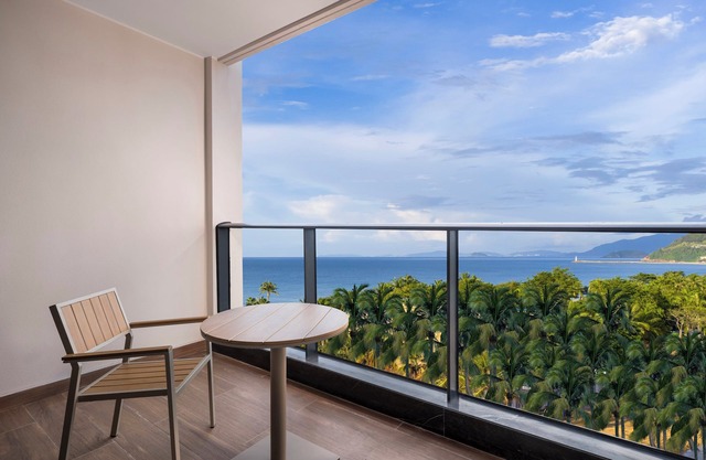 Holiday Inn Resort Wanning Shenzhou Peninsula By Ihg