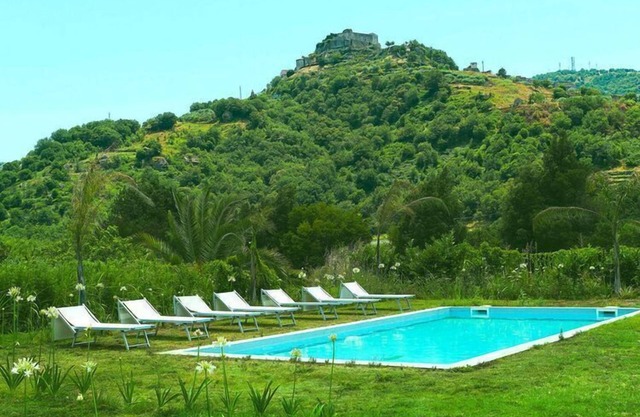 Holiday Home Sicily with Pool & Mount Etna Views