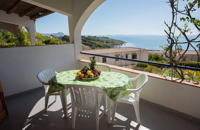 Holiday home in Sciacca Mare Tennis Soccer field, barbecue, wifi, kitchenette
