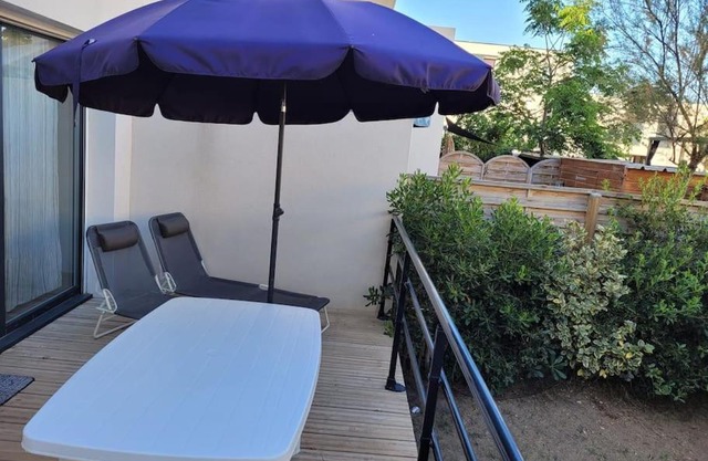 Holiday lodge, Maison bord de mer sud de la france