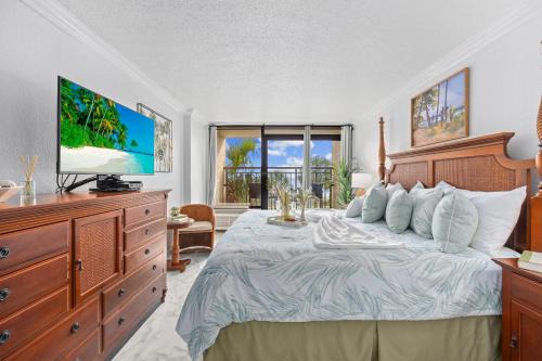 Holiday Pavilion 208 by Palmetto Vacation Rentals