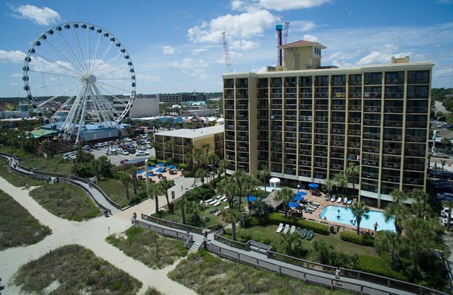 Holiday Pavilion Resort on the Boardwalk - Full access to ALL amenities!