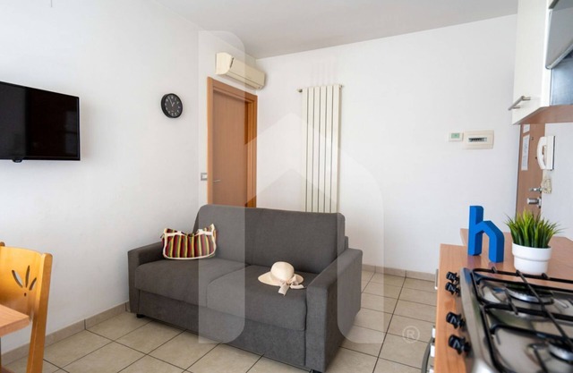 Holiday Rendez Vous 43 - Second floor apartment with Seaview