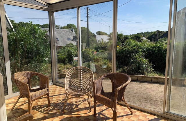 HOLIDAY'S FAMILY HOUSEnClose to the sea and the beach of Monsieur Hulot