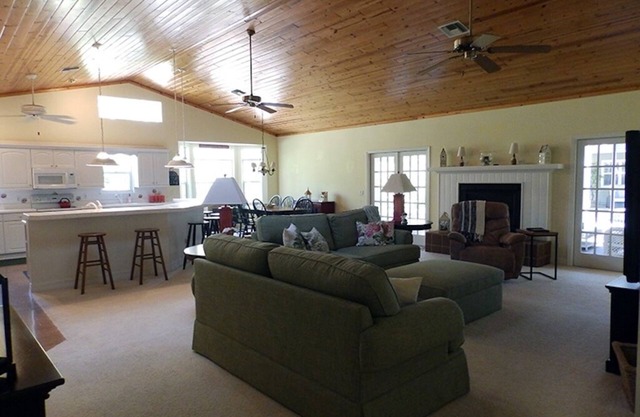 Holiday Vacation Rental Home