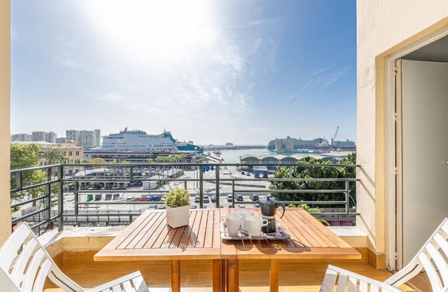 Holidays2Malaga Heredia with terrace