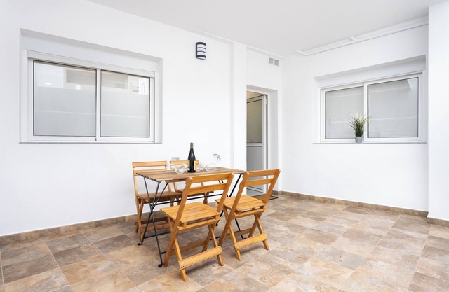 Home2Book Modern Apt Indoor Terrace, La Laguna