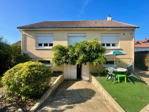 Home 5km circuit 24 hours of Le Mans, motoGP, 6 beds