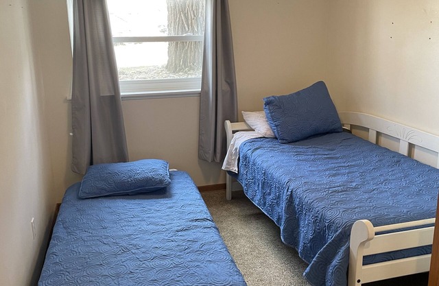 Home in Monarch Cove- West Lake