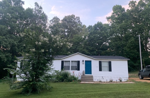 Home near piney close to everything but tucked away