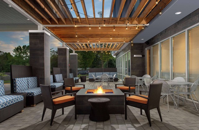 Home2 Suites by Hilton Charlottesville Downtown
