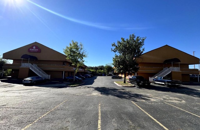 Homegate Studio and Suites San Antonio