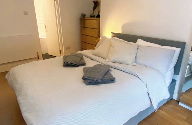 Homely 2 BDR Flat Patio Near Maida Vale