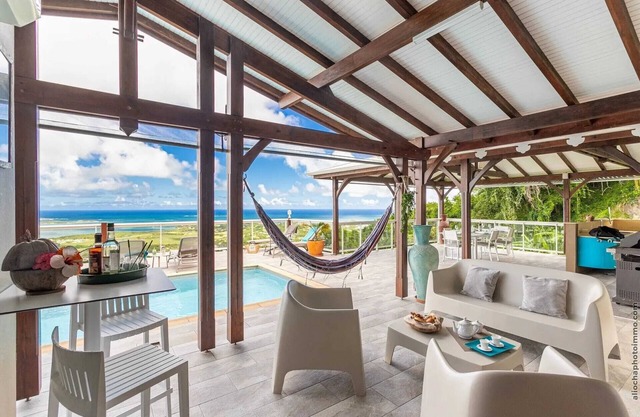 Homerez - 5-Star Villa with Pool in Le Vauclin