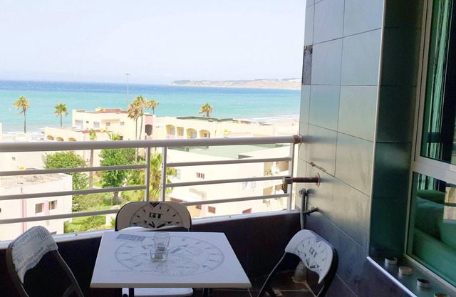 Homerez - 50 m away from the beach! Beautiful appartement for 4 ppl. at Tanger
