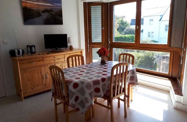 Homerez - Apartment Saint-Malo, garden view