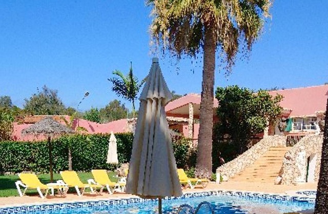 Homerez - Appartement 5 km away from the beach for 5 ppl. with shared pool