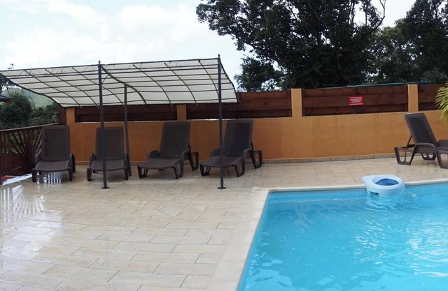 Homerez - Apt in Deshaies with pool.