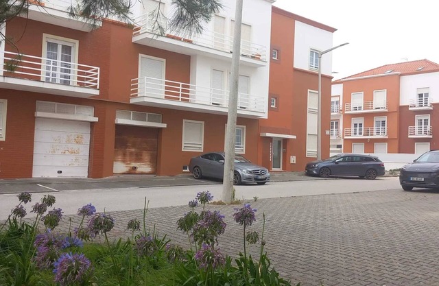 Homerez - Apt in Peniche near beach