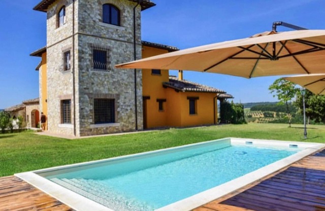 Homerez - Big villa for 10 ppl. with swimming-pool at Montecampano