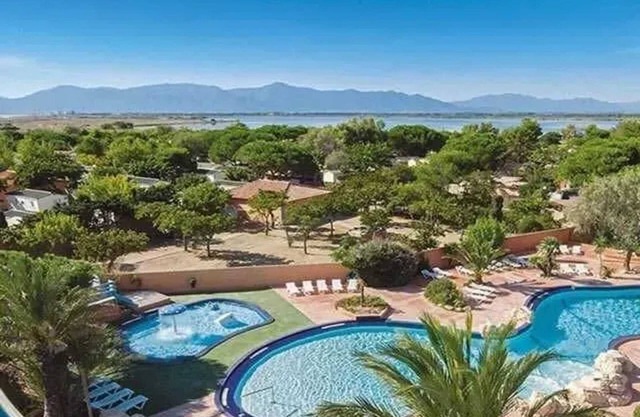 Homerez - Bungalow in Canet-en-Roussillon