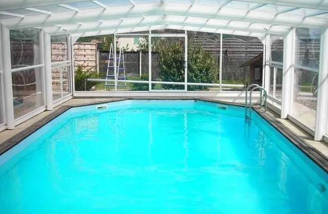 Homerez - Charming Chalet with Shared Pool in Eymet