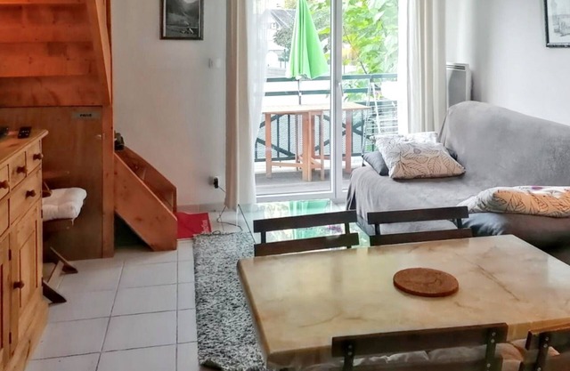 Homerez - Cosy Apartment in Saint-Mamet - 36 m² - Mountain View