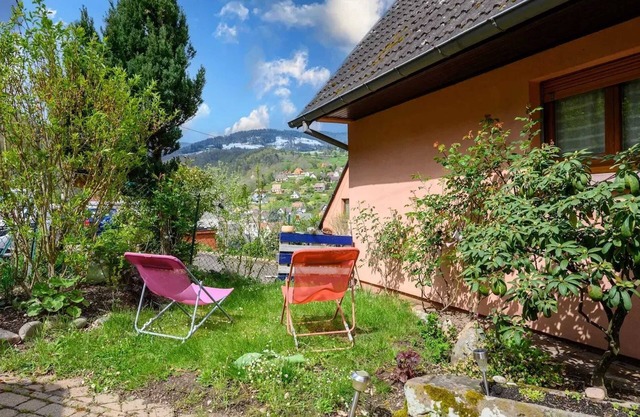 Homerez - Cozy House in Fréland with Garden