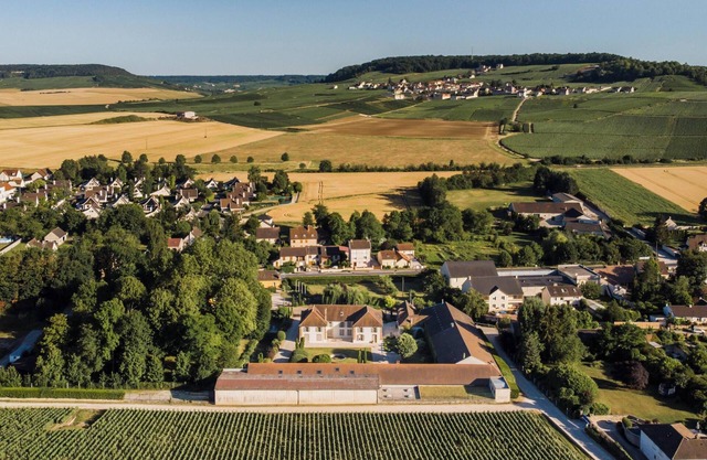 Homerez - House in Moussy, ideal for 7 ppl.