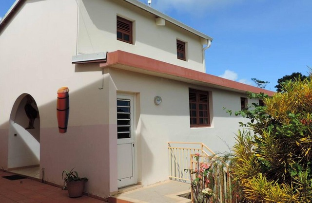 Homerez - Nice appartement 2 km away from the beach for 5 ppl. at Le Robert