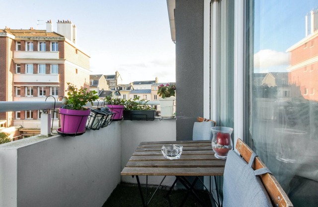 Homerez - Nice appartement for 3 ppl. with balcony at Rouen