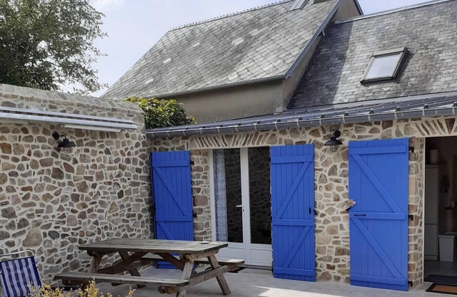 Homerez - Nice house 3 km away from the beach for 4 ppl. with garden at Créances