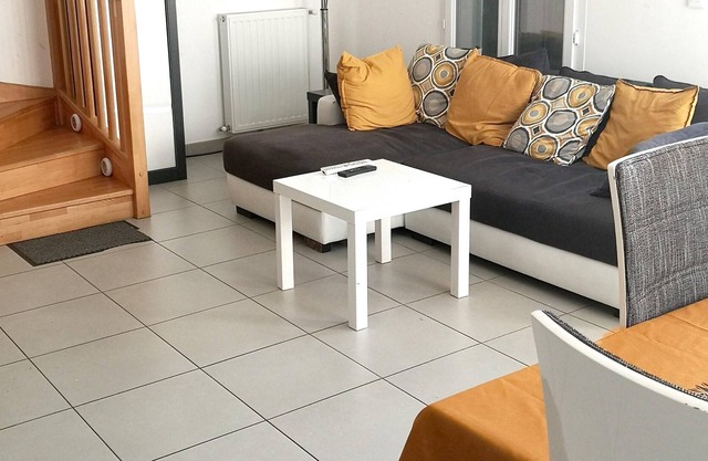 Homerez - Nice house with garden and terrace & Wifi