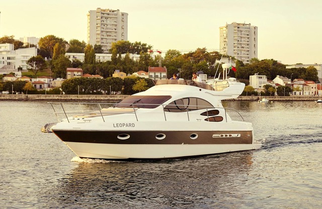 Homerez - Property 14 km away from the beach for 4 ppl. with terrace at Porto