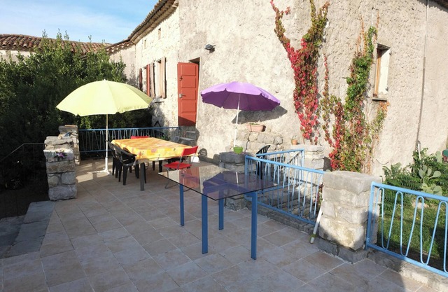 Homerez - Spacious family home in Beaulieu - 250 m² with mountain view