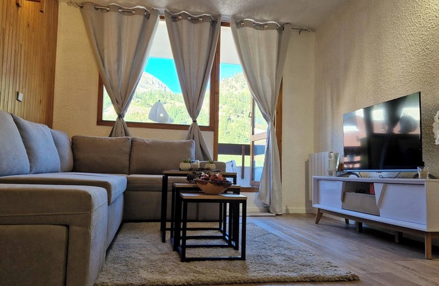 Homerez - Studio, mountain view, Isola.