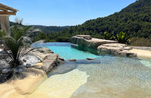 Homerez - Villa for 12 ppl. with swimming-pool, garden and terrace at Bargemon