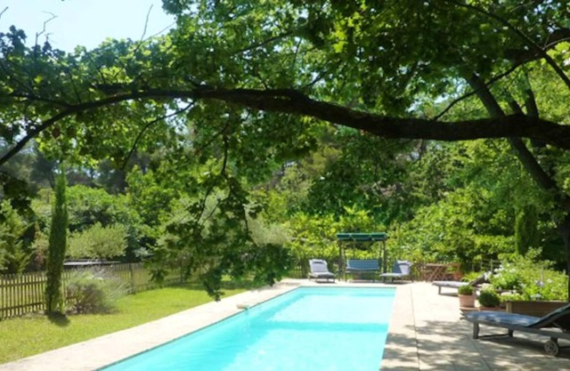 Homerez - Villa for 8 ppl. with swimming-pool, garden and terrace at Fuveau