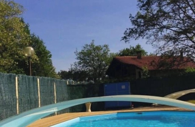 Homerez - Villa in scenic Escource with private pool