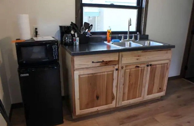Horse Creek Resort - Cabin 5