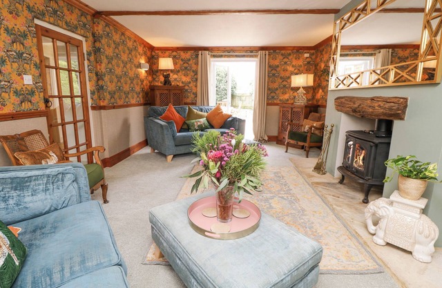 Horseshoe Cottage