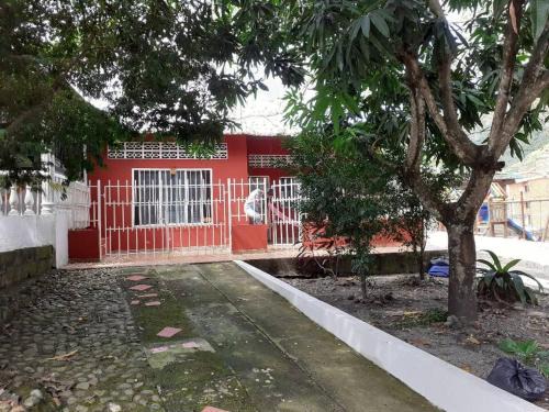 Hospedaje casa completa Honda Tolima